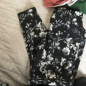 Women’s jegging pants